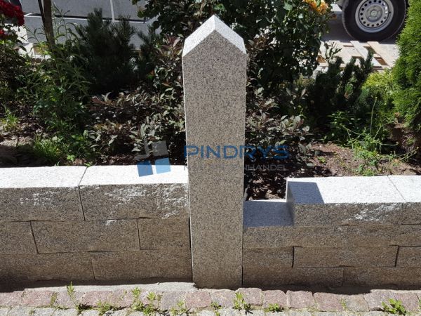 Granitsäulen, Granitpfosten, Zaunpfosten, Palisaden