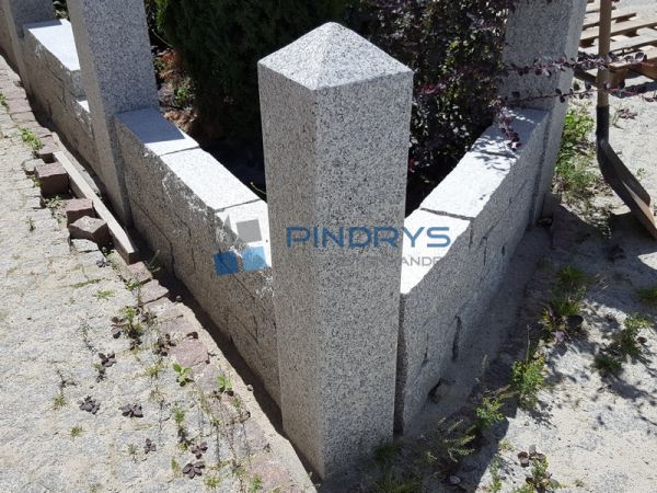 Granitsäulen, Granitpfosten, Zaunpfosten, Palisaden