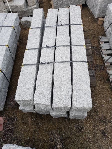 Granitsäulen, Granitpfosten, Zaunpfosten, Palisaden